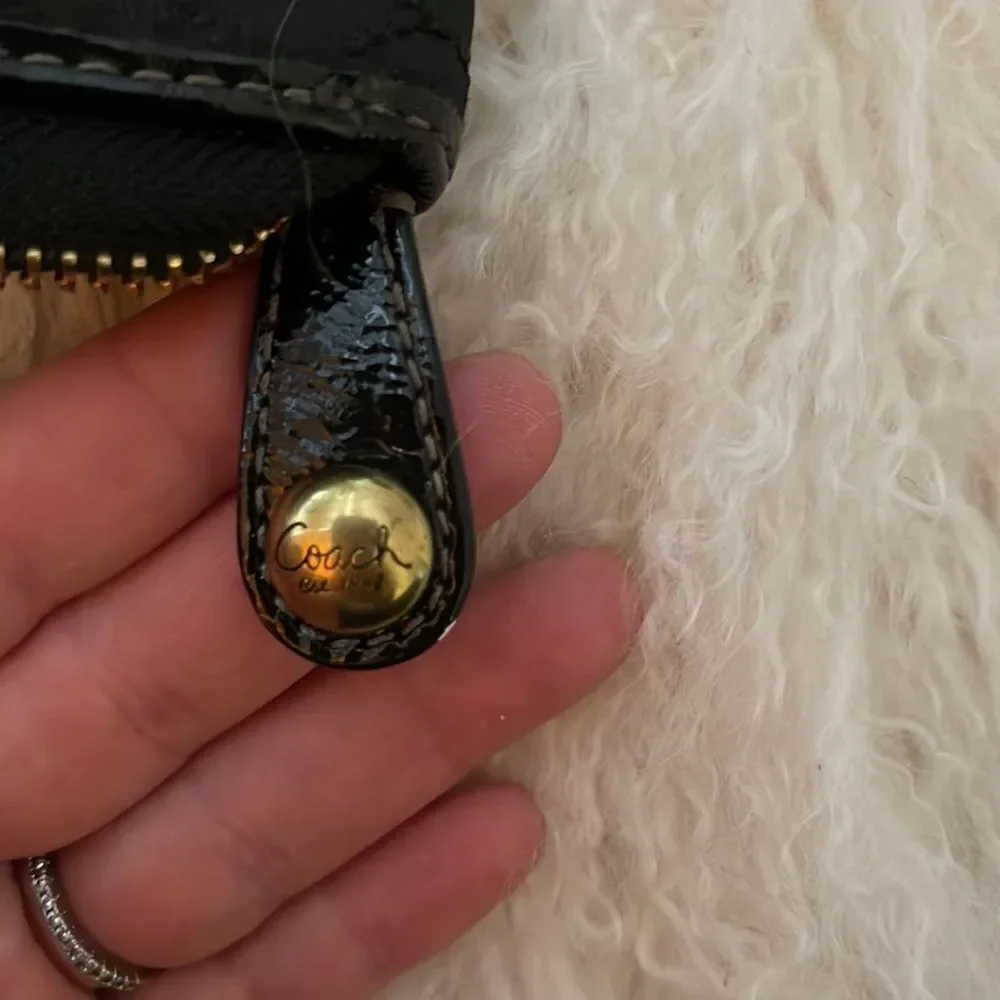 Coach Black Signature Zip Around Wallet - Picture 3 of 4